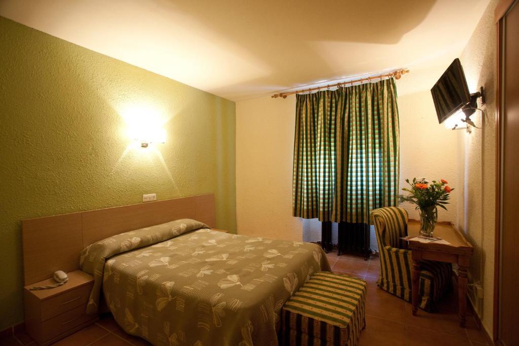 Hotel La Paz Jaca Exteriér fotografie